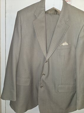 Harve Benard Tan Pinstripe Suit Jacket - Three-Button Single-Breasted